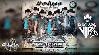 La Tetona Lyrics English Translation