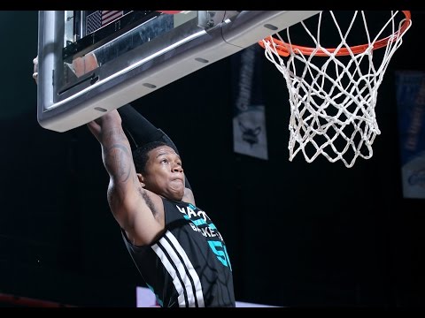 Rion Brown Goes Full Extension for the Alley-Oop!