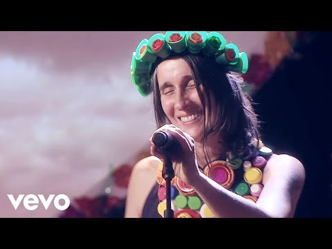 Aterciopelados - Maligno ft. León Larregui