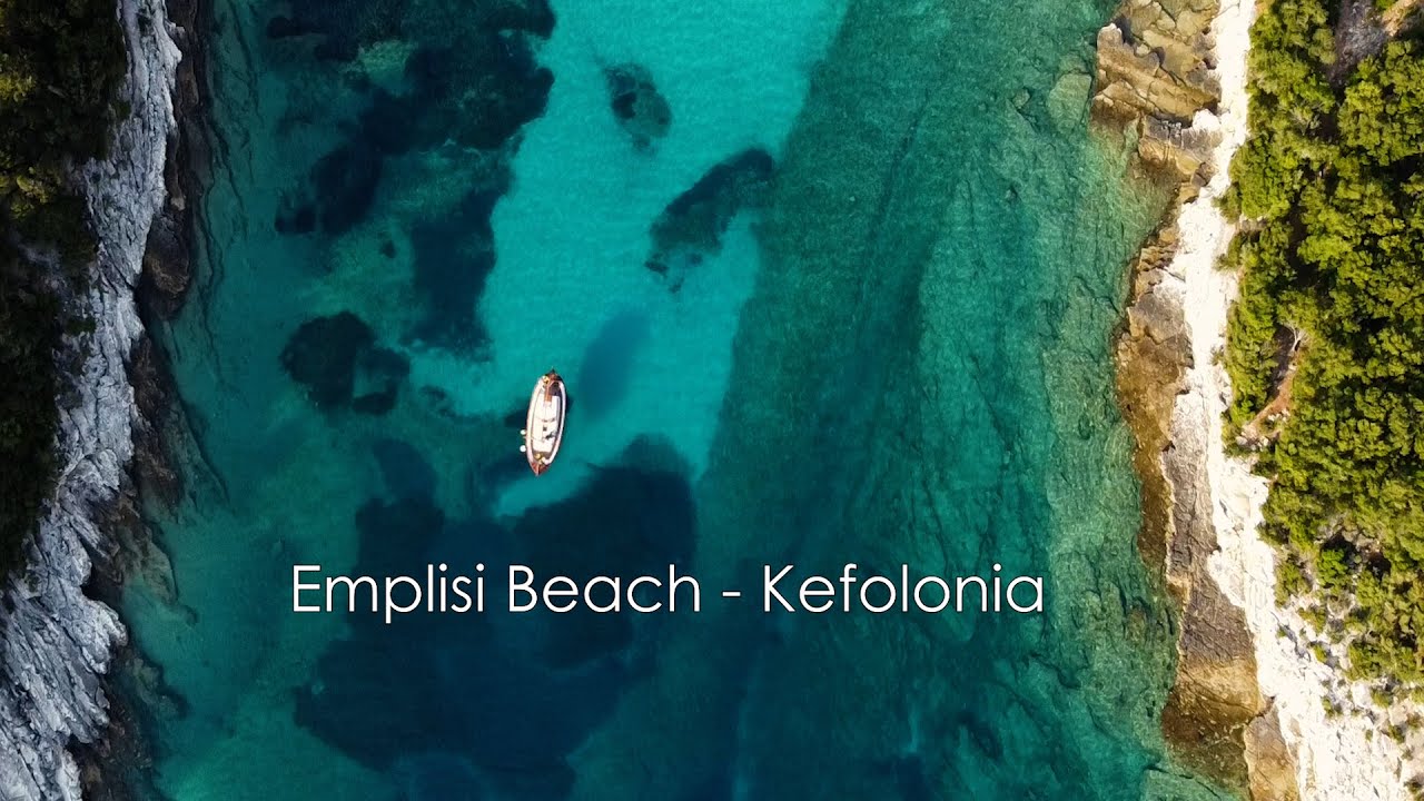 Emblisi: ein unbekannter ionischer Strand mit kristallklarem Wasser