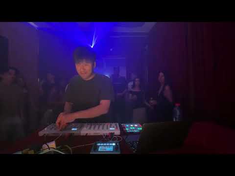 RL0900 | Lycoriscoris Live | La Jaula @RastroLive