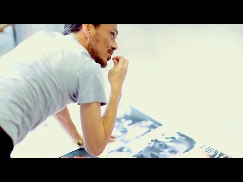 The Latest in Luxury - Oscar de la Renta Named Successor Before Death