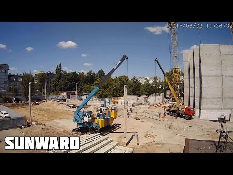 Сваевдавливающая установка Sunward. Рабочий день.