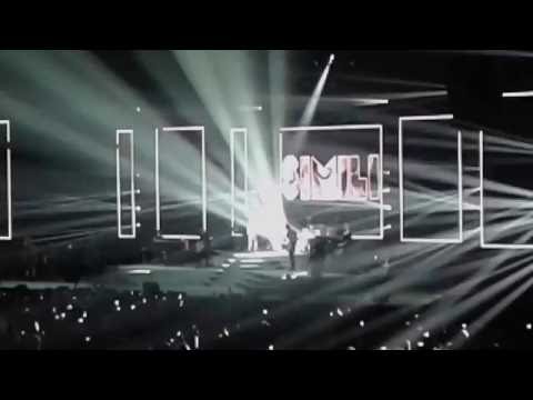 Laura Pausini à Forest National à Bruxelles le 16 octobre 2016 (Belgique)