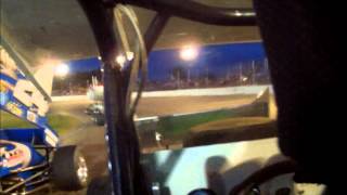 preview picture of video 'HOSS Sprint Car race at New Paris Indiana 2012'