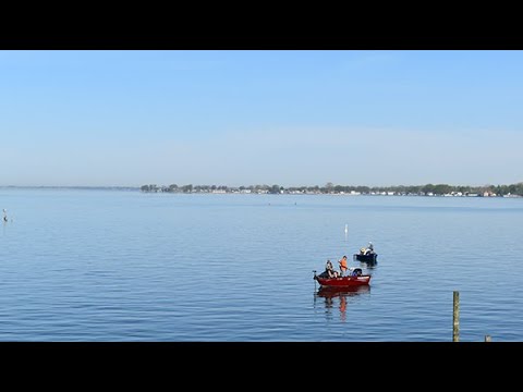 Live webcam view of Lake St. Clair Waterfront