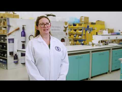 Skincare Boosters | Entrevista com Fran Johnson, gerente de desenvolvimento de produtos | Neal's Yard Remedies