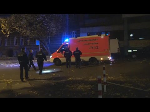 Auseinandersetzung zwischen mehreren Personen - 1 Verletzter in Bonner Innenstadt am 19.11.16