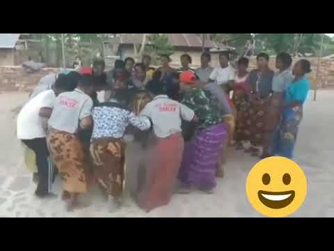 Gawi lucu...bikin ngakak eee😂