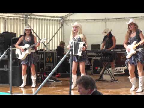 COUNTRY SISTERS - Louisiana Saturday Night