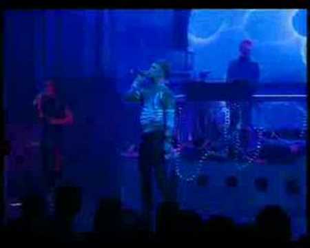 Video thumbnail for Fingers & Thumbs (Cold Summer’s Day) (Live) [Oxford, Apollo, UK - 1996/11/11]