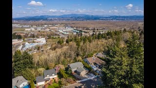 427 SW Eighth Cir. Troutdale, OR 97060