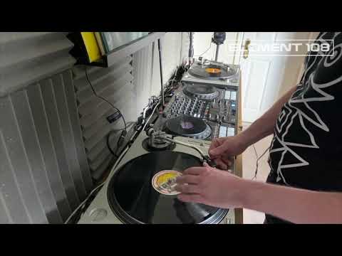 Element 108 - Isolation Vinyl Mix 004 (Chilled Progressive and House Classics)