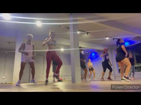 Joga pra lua - Anitta ft. Pedro Sampaio - Dennis DJ - Coreografia Mariela Pereira