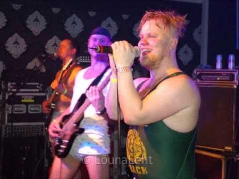 Winny Puhh (Suomi) - Peegelpõrand