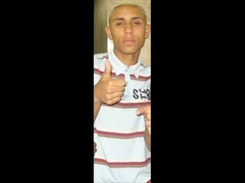 Mc Cabeça & Robinho FDS - VM CHAPA QUENTE