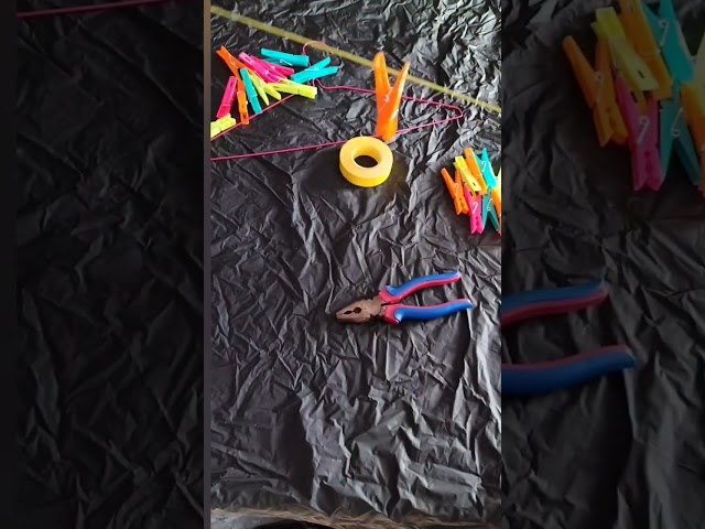 Vídeo relacionado con Amber Home 20 Unidades 40cm Perchas de Hierro Cromado, Plata Metálico Percha para Pantalones Shorts Faldas Calcetines y Ropa Interior, con Clips Antideslizantes