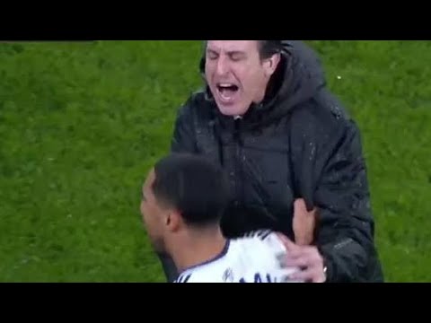 Unai Emery Clashes With Youri Tielemans During Substitution in Aston Villa vs Fenerbahçe