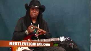 Lead guitar lesson with Larry Mitchell solo with major minor pentatonic scales n finger exercises