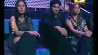 Shreya Ghoshal - Jaadu Hai Nasha Hai - live mp4
