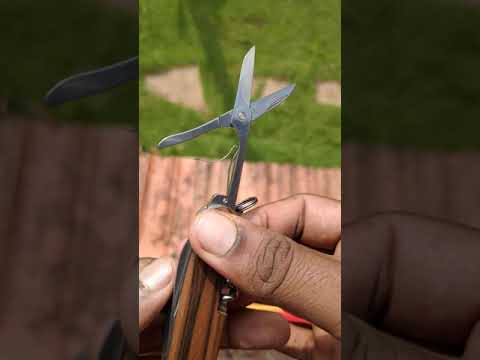 Peilis Victorinox Huntsman mediena video