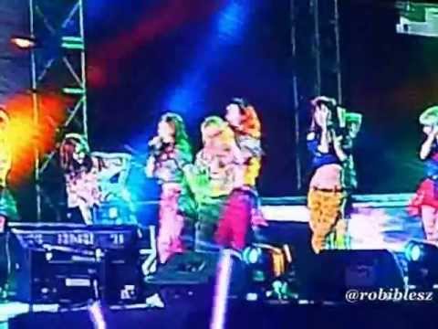 130119 SNSD - INTRODUCTION + HOOT @ DKFC