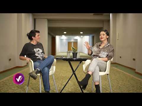 Gris de Ausencia - Marxela Etchichury, directora y actriz de la obra