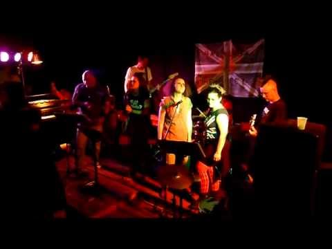 Chacal Band et les Hupettes - 15 - California uber alles - rappel