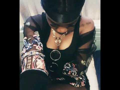 Bounty lisa Bombo Lair