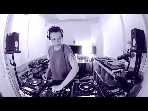 CANDY COX @ I PLAY WHAT I WANT #1 (DRUM N´BASS I) JUN.2020