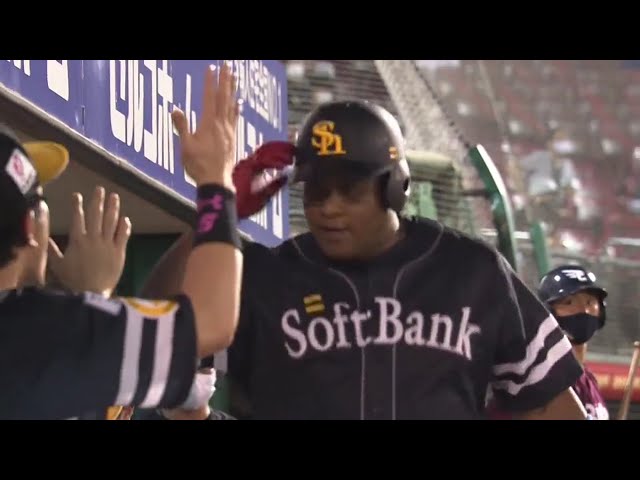 【2回表】頼れる助っ人が帰ってきた!! ホークス・デスパイネの第1号先制ホームラン‼ 2020/9/9 E-H