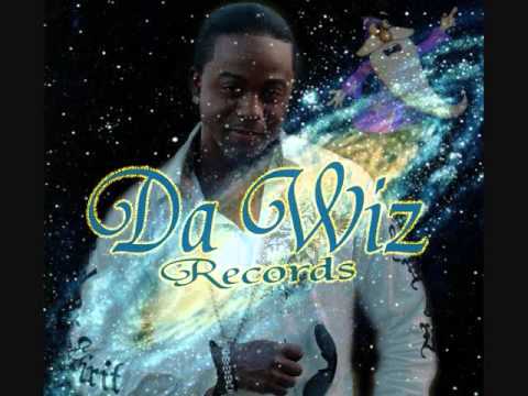 Dre Zee Ft Que Da Wiz - Swaggin (Summer Time) JUNE 2011 [Da Wiz Rec]