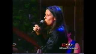 SARA EVANS - &quot;BORN TO FLY&quot; ALBUM SHOWCASE - 2 SONGS (LIVE) 2001