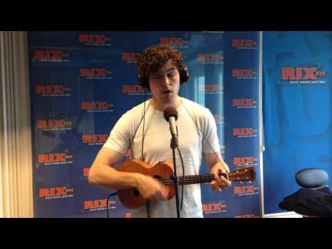 Vance Joy live i RIX MorronZoo: "Riptide"