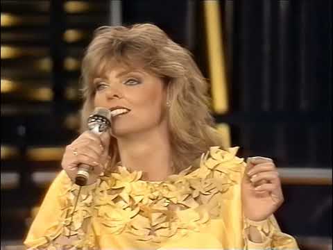 Netherlands 🇳🇱 - Eurovision 1983 - Bernadette - Sing Me a Song