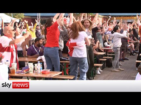 England fans celebrate Euro 2022 final victory