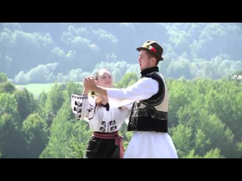 Ansamblul de dansuri Mostenitorii Bucovinei 1