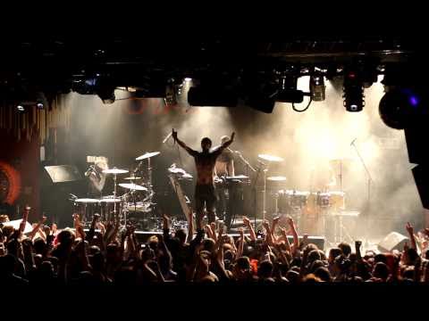 Combichrist - Get Your Body Beat (live)