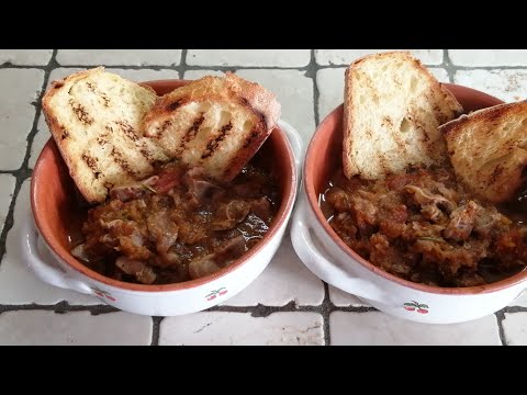 Lumache scappate, ovvero ventrigli di pollo in umido.