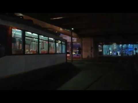 Tramvaiul Bucur V2A-T #3003 soseste in statia "Gara Basarab" (urcare) pe linia 35