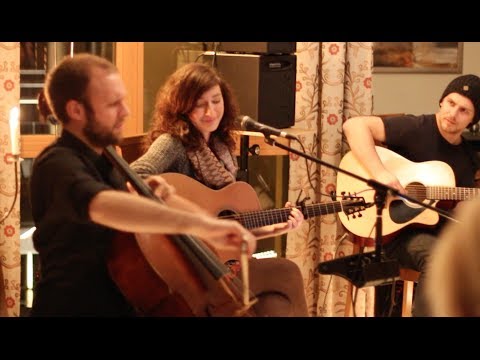 Angst zu verlier'n - Eva Croissant NEUER SONG // Weihnachtsvideo 2013