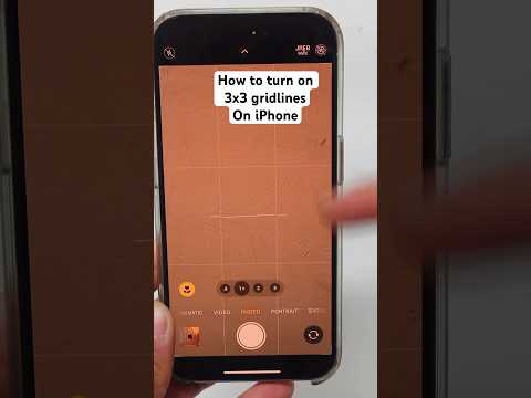 How To Turn On 3x3 Gridlines On iPhone Camera 📲🤳