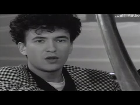 Philippe Swan - Dans ma rue (1989 - Official Music Video HD)