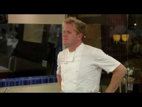 Hell's kitchen s04e03 Gordon Ramsay furious - Pan on fire