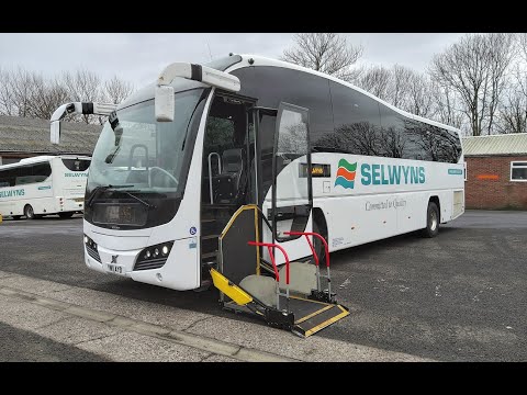 YN11 AYD - 2011 (11) Volvo B9R Plaxton Elite