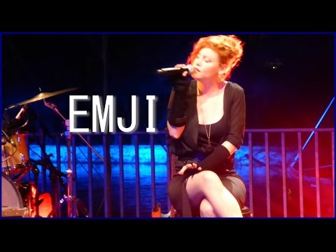 EMJI - Crazy in Love (live)