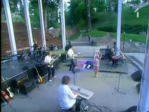 Turaidas Roze - Uz nakti atkal durvis vaļā