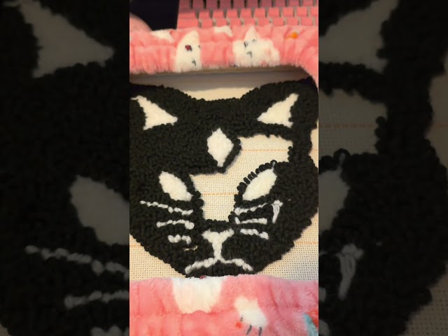 Vídeo relacionado con Genérico Halloween Area Rug Round Black Cat Eyeball Decorative Carpet