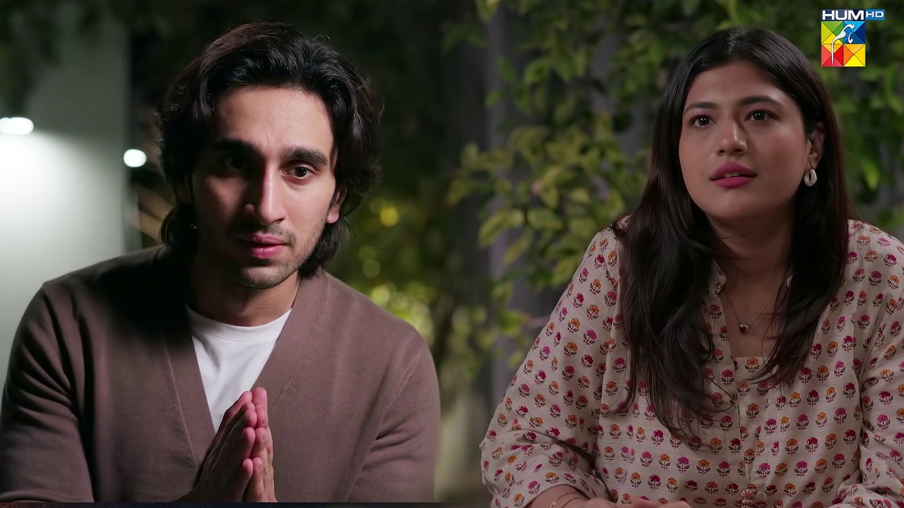 Khuda Ka Wasta Hai Rumi Ko Sach Na Batana...! Dekh Zara Pyar Se - HUM TV
