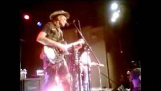 Hank 3     &quot;Runnin &amp; Gunnin&quot;    Bootleg #1 (2000)